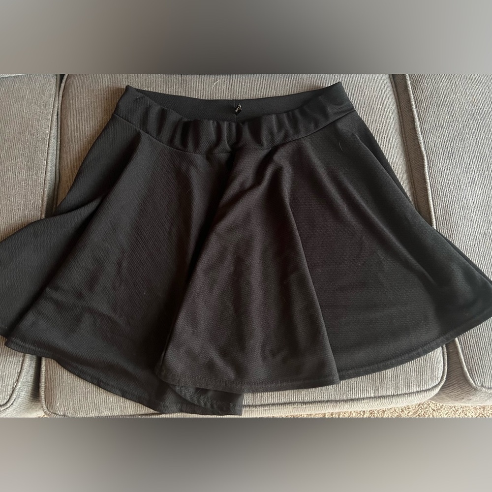 Elegant Black Women's Skirt